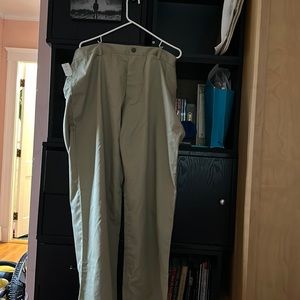 Gap Men's Relaxed Khaki Pants 40x30